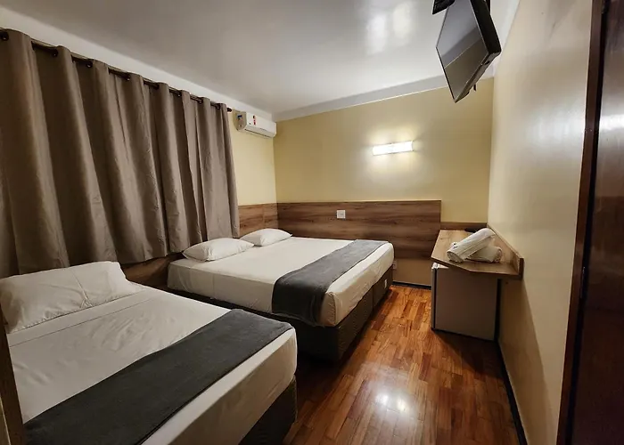 Aurora Hotel